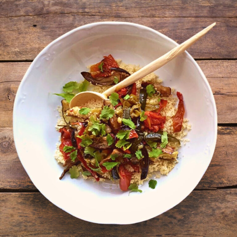 Ensalada cous cous y aromaticas